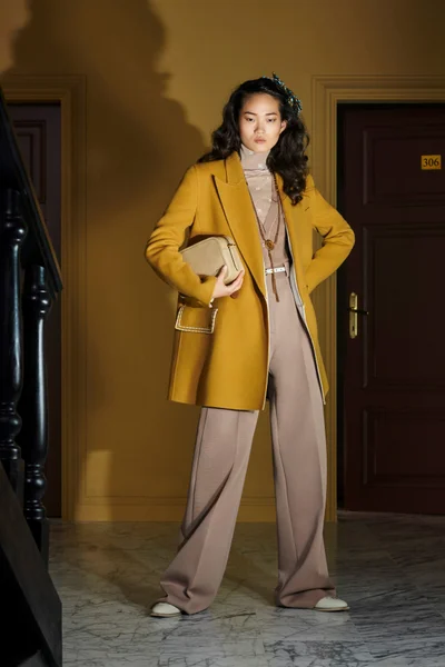 Look 44